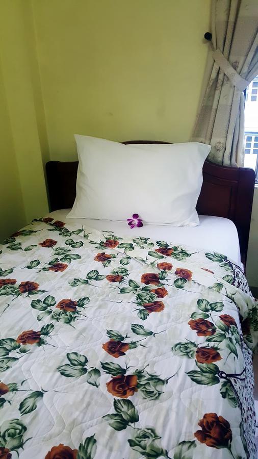 Phong Lan Guesthouse Hue Εξωτερικό φωτογραφία