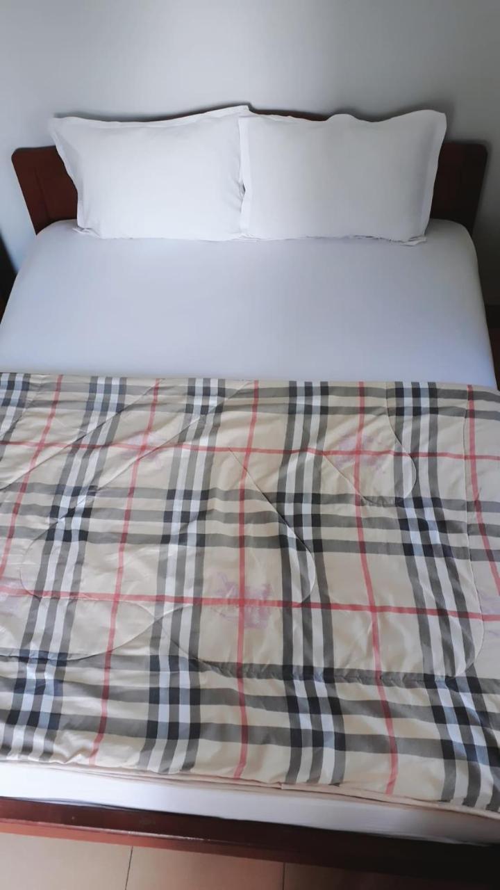 Phong Lan Guesthouse Hue Εξωτερικό φωτογραφία