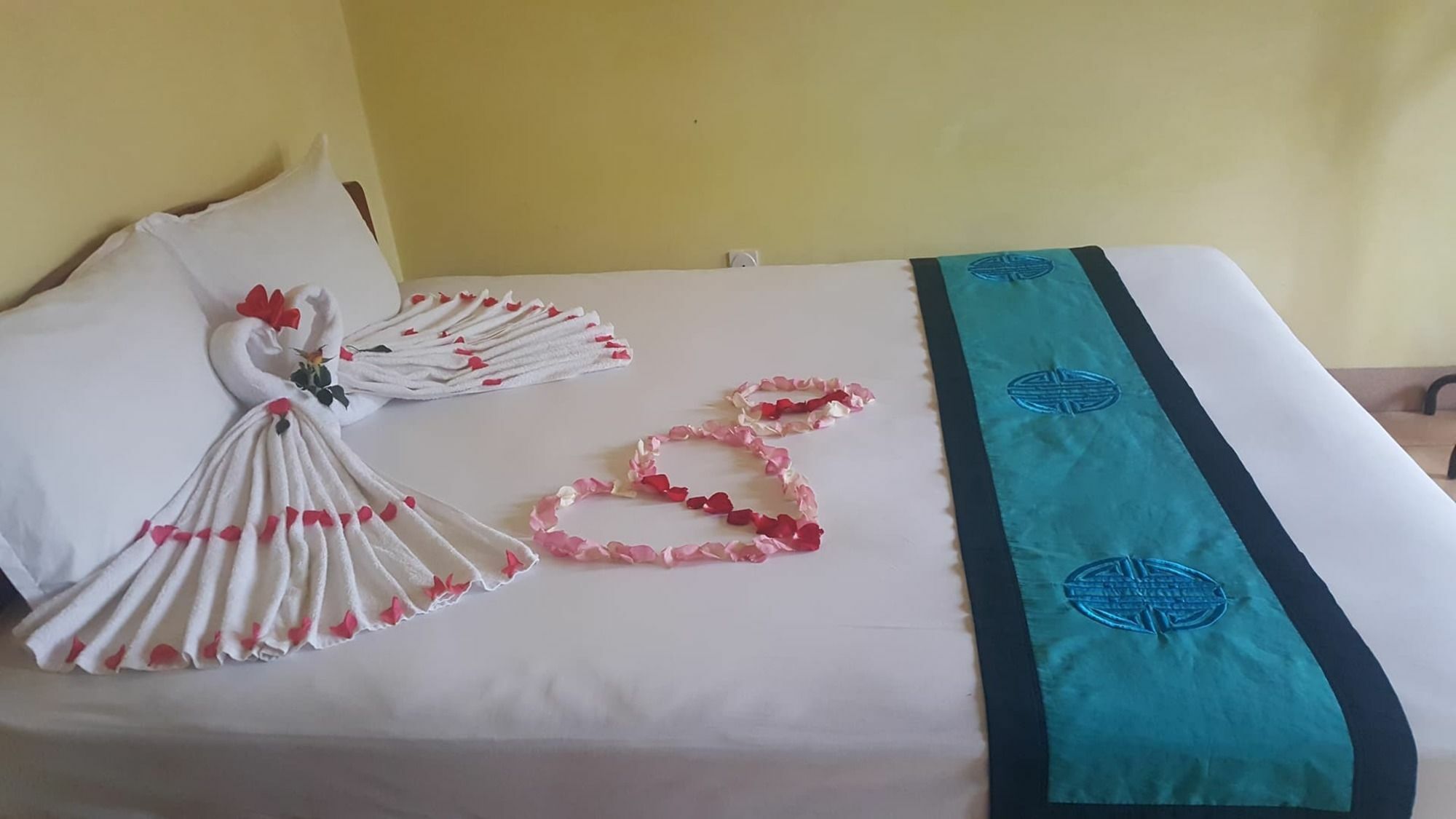 Phong Lan Guesthouse Hue Εξωτερικό φωτογραφία